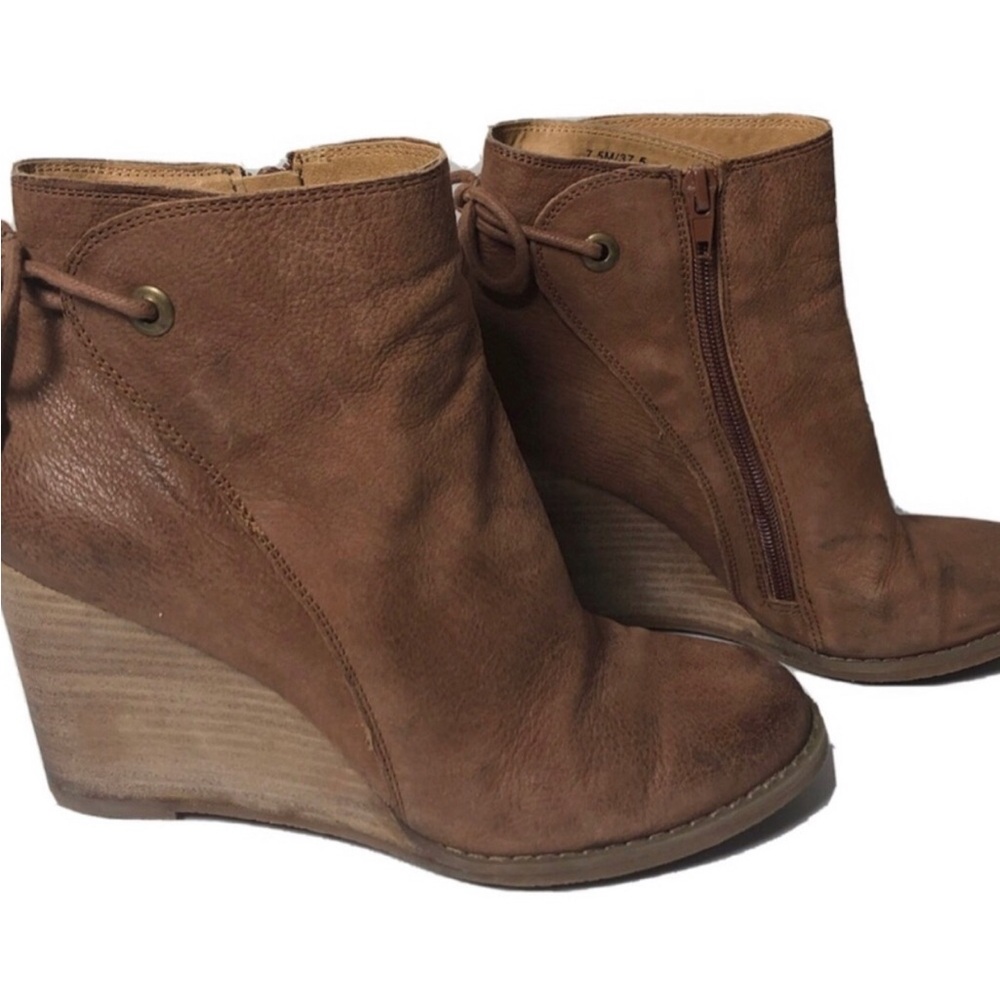 Lucky Brandy suede tie up wedge boots. Size 7.5